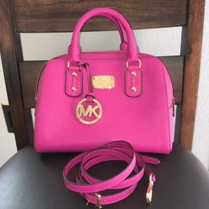 Pink Fuschia Michael Kors Medium Crossbody LIKENEW